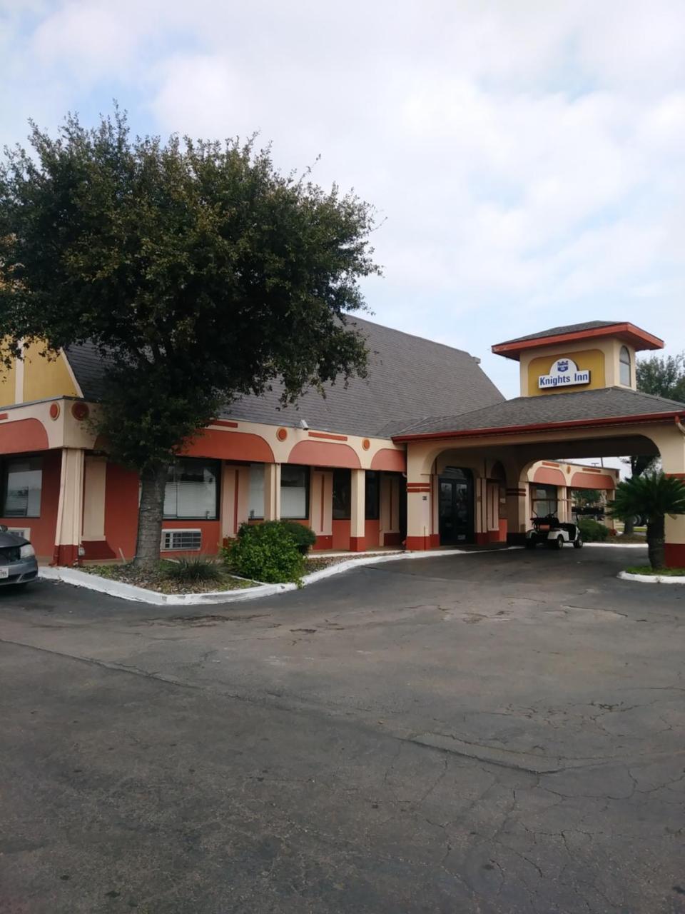 Knights Inn San Antonio Near Frost Bank Center Zewnętrze zdjęcie